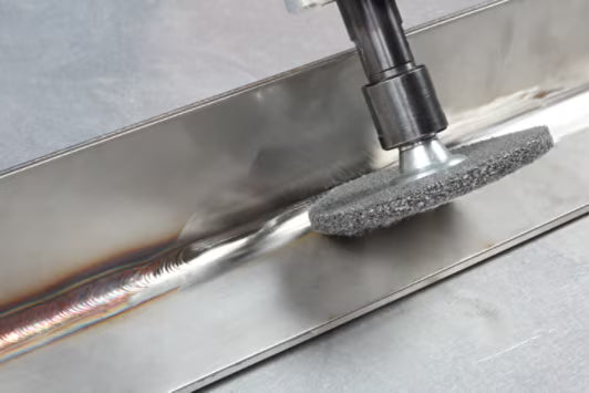 Scotch-Brite™ Roloc™ Deburr and Finish PRO Unitised Wiel DP-UR, 76 mm x 6,35 mm, Zonder Gaten, 6C MED+