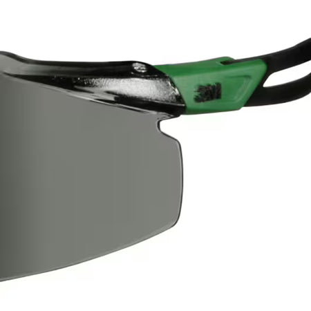 3M™ SecureFit™ 500 Veiligheidsbril, groen/zwart montuur, antikras+ (K), IR 3.0 grijze lenzen, SF530ASP-GRN-EU, 20/doos