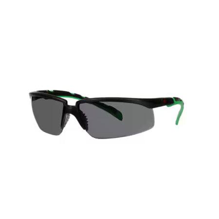 3M™ Solus™ 2000 Veiligheidsbril, zwart/groen frame, antikras+ (K), IR 3.0 grijze lenzen, S2030ASP-BLK, 20/doos