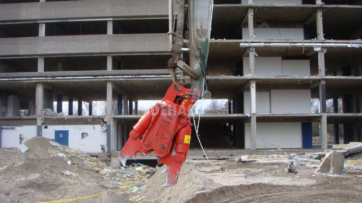 CR26RE Betonschaar met verwisselbaar tandensysteem 27 - 35 ton
