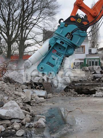 CR80R Betonschaar 70 - 90 ton